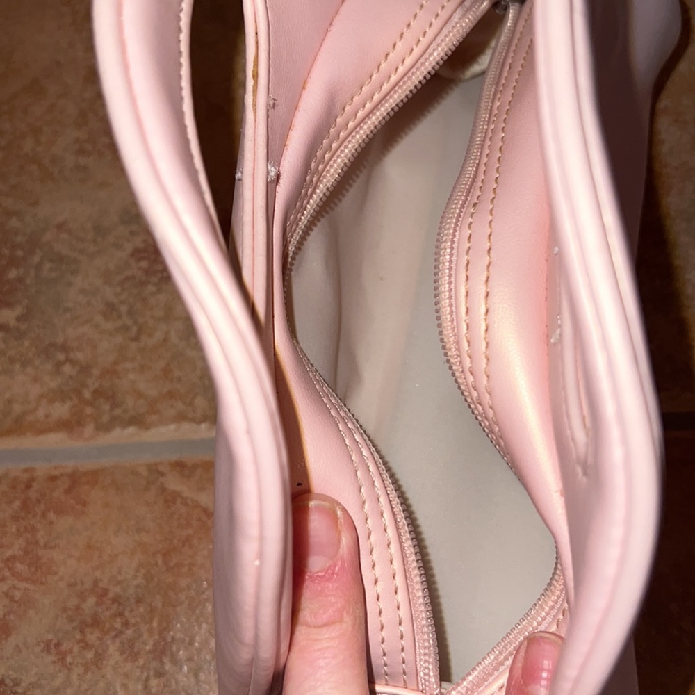 Invicta hand bag - Picture 4 of 5